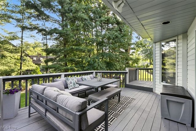 2973 Mourning Dove Circle, Stow, OH 44224