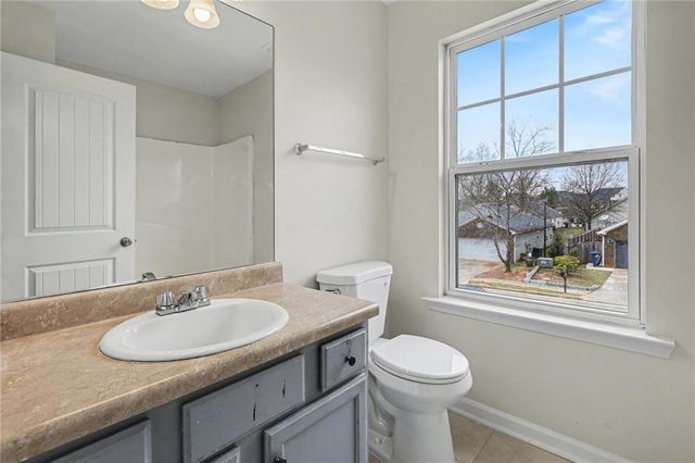 712 Douglass Circle, Mcdonough, GA 30253