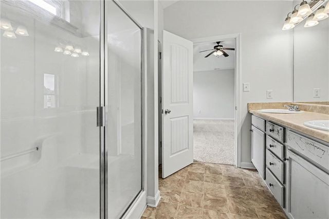 712 Douglass Circle, Mcdonough, GA 30253