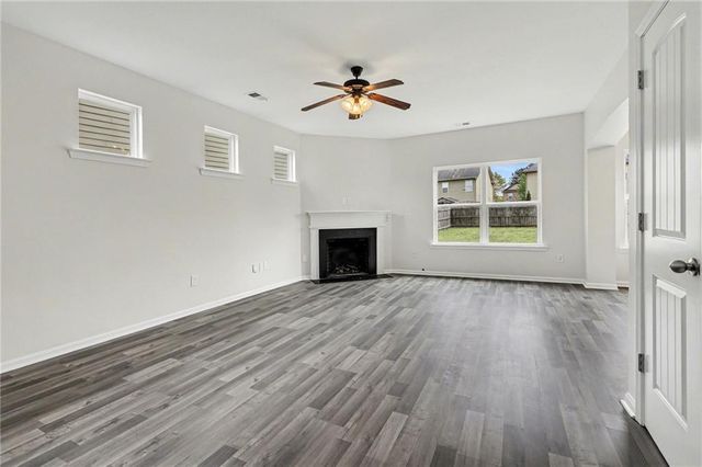 712 Douglass Circle, Mcdonough, GA 30253