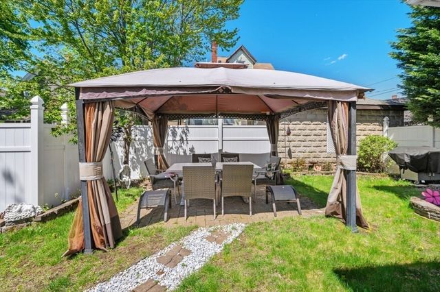 24 Sylvia Street, Lynn, MA 01904