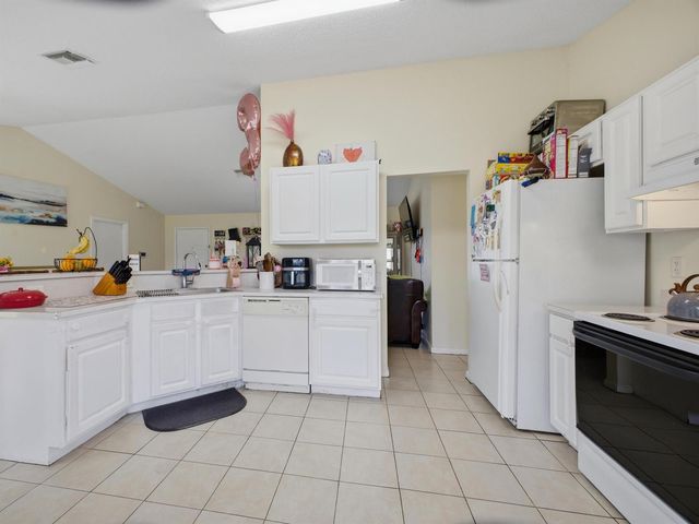 17770 93rd Road N, Loxahatchee, FL 33470