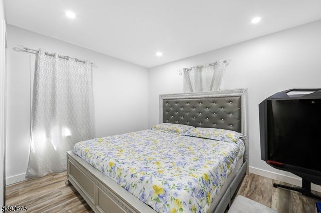 170 Clinton Pl, Newark City, NJ 07112