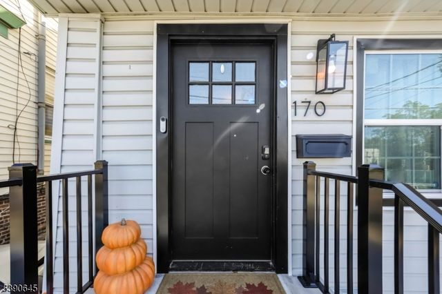 170 Clinton Pl, Newark City, NJ 07112