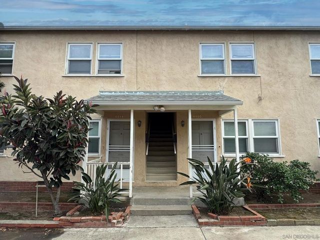 4454 Illinois Street, San Diego, CA 92116