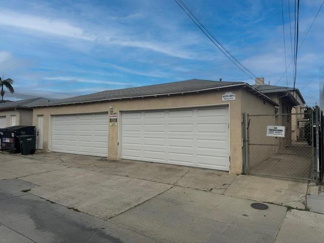 4454 Illinois Street, San Diego, CA 92116