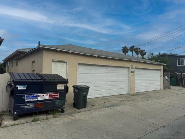 4454 Illinois Street, San Diego, CA 92116