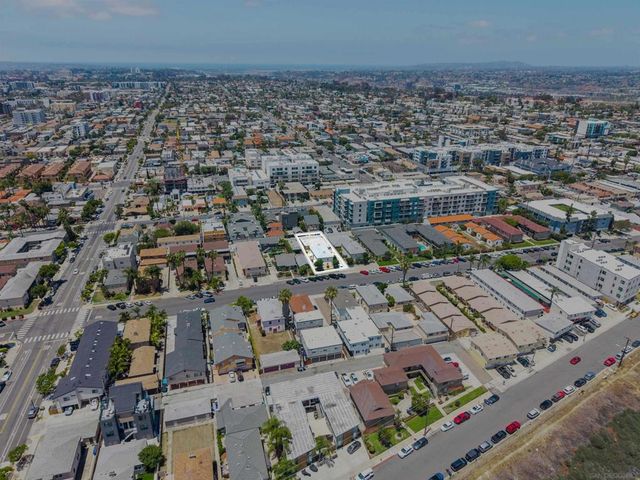 4454 Illinois Street, San Diego, CA 92116