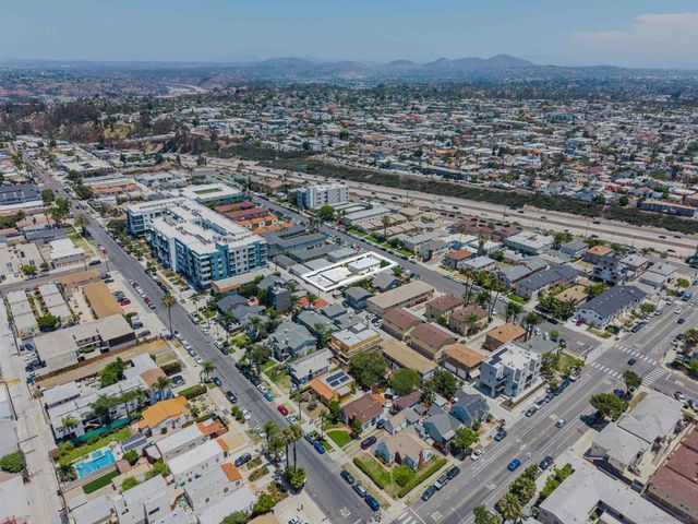 4454 Illinois Street, San Diego, CA 92116