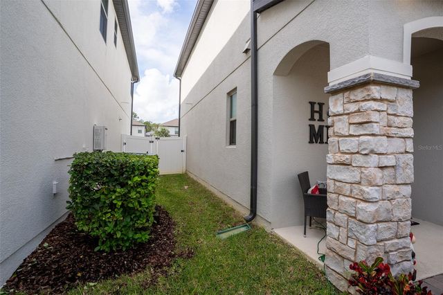 9860 AUREA MOSS LANE, Orlando, FL 32832