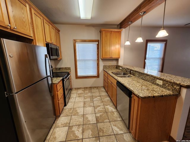 257 E Garza St, New Braunfels, TX 78130
