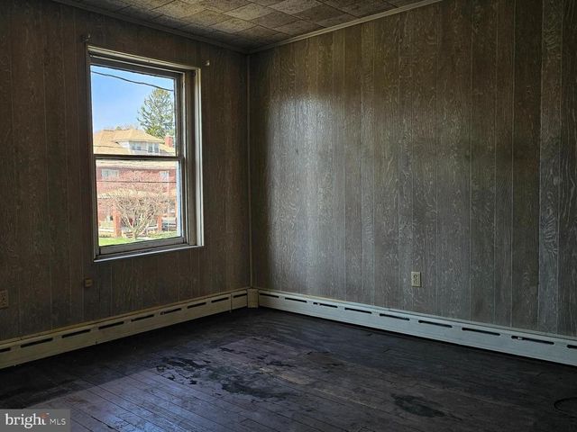 912 LOCUST ST, Columbia, PA 17512