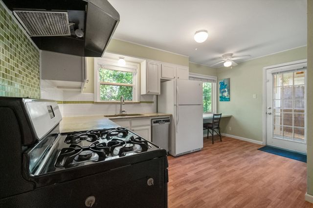 1124 W Tucker Boulevard, Arlington, TX 76013