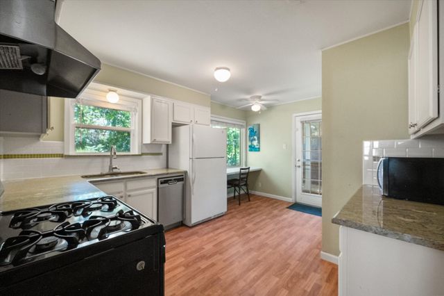 1124 W Tucker Boulevard, Arlington, TX 76013