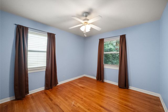 1124 W Tucker Boulevard, Arlington, TX 76013
