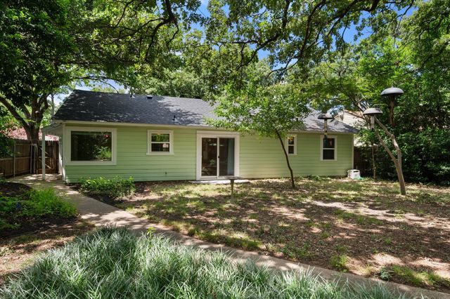1124 W Tucker Boulevard, Arlington, TX 76013