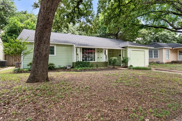 1124 W Tucker Boulevard, Arlington, TX 76013