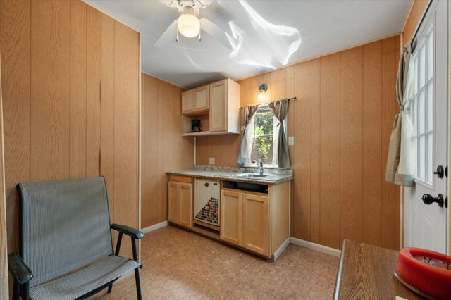 1124 W Tucker Boulevard, Arlington, TX 76013