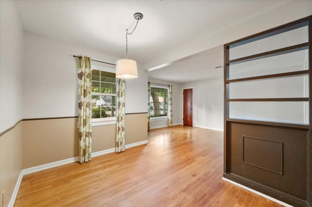 1124 W Tucker Boulevard, Arlington, TX 76013