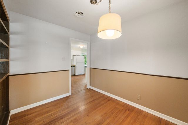 1124 W Tucker Boulevard, Arlington, TX 76013