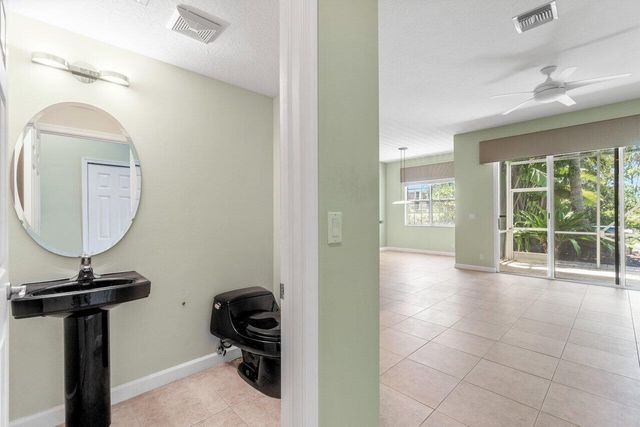 526 COMMONS Drive, Palm Beach Gardens, FL 33418