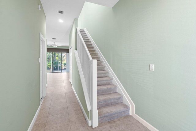 526 COMMONS Drive, Palm Beach Gardens, FL 33418