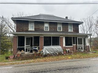 3022 Richey Rd, Connellsville, PA 15425