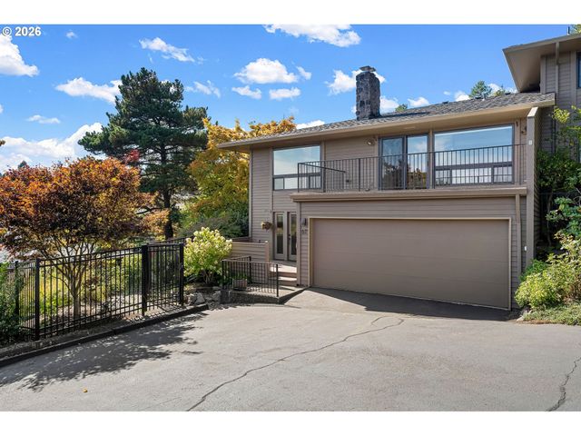 67 CONDOLEA Ter, Lake Oswego, OR 97035