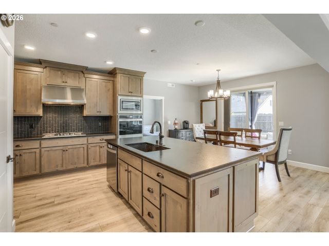 4220 S WINERY Cir, Ridgefield, WA 98642