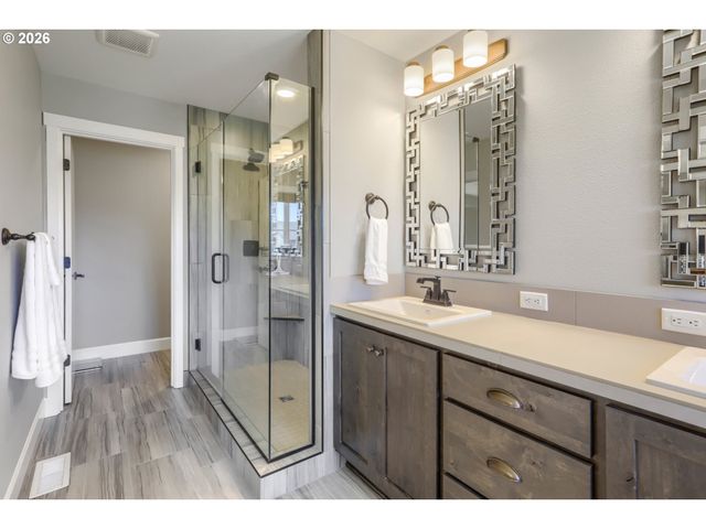 4220 S WINERY Cir, Ridgefield, WA 98642