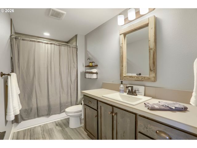 4220 S WINERY Cir, Ridgefield, WA 98642