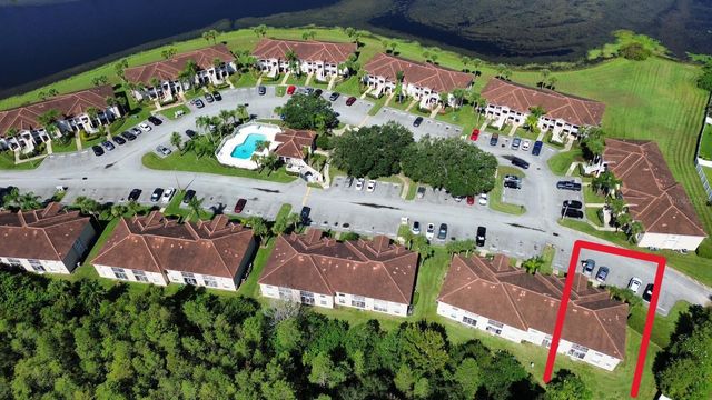13801 TIMBERLAND DRIVE 201, Orlando, FL 32824