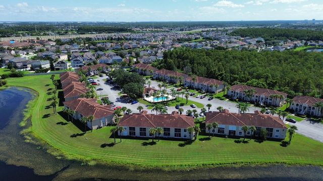 13801 TIMBERLAND DRIVE 201, Orlando, FL 32824