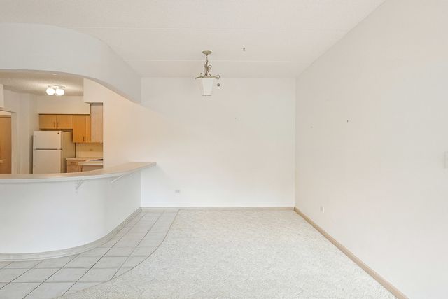 55 S Hale Street 109, Palatine, IL 60067