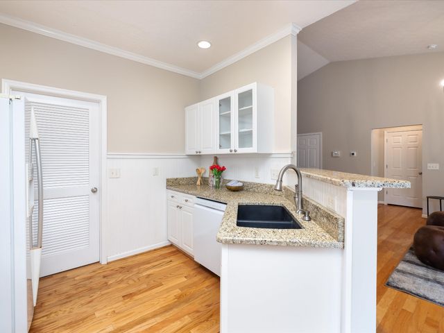 440 Creekside Ln, Spring Hill, TN 37174
