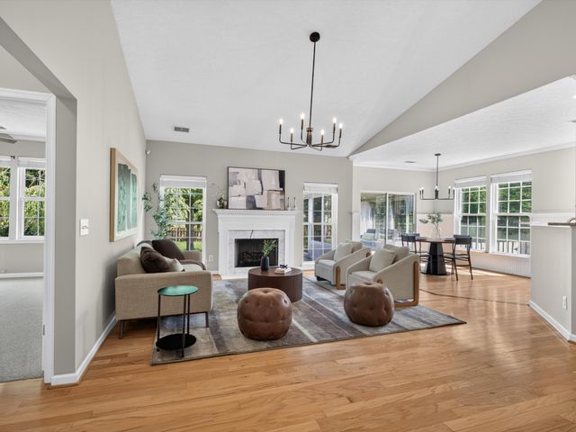 440 Creekside Ln, Spring Hill, TN 37174