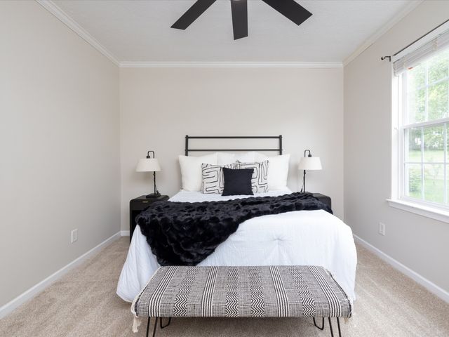 440 Creekside Ln, Spring Hill, TN 37174