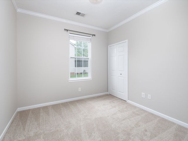440 Creekside Ln, Spring Hill, TN 37174