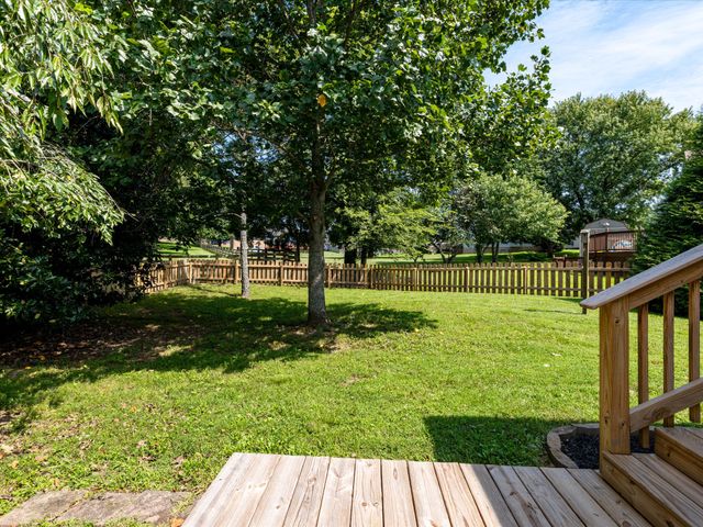 440 Creekside Ln, Spring Hill, TN 37174