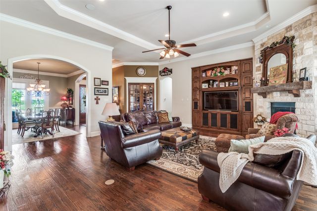 4041 Blackchamp Road, Midlothian, TX 76065