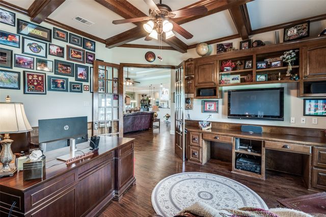 4041 Blackchamp Road, Midlothian, TX 76065
