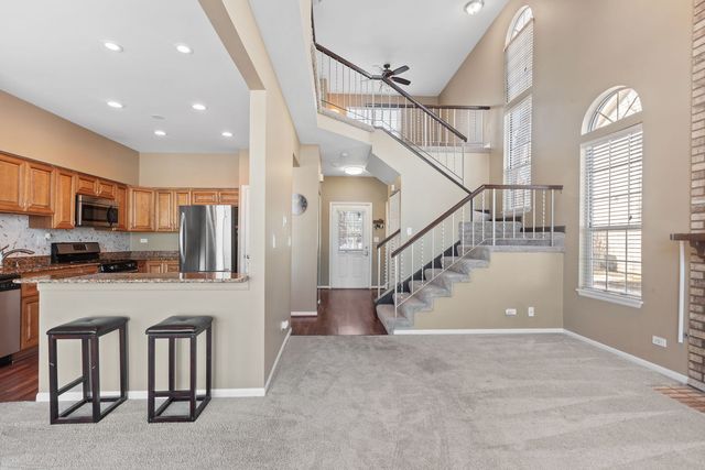 1415 Fairway Drive, Glendale Heights, IL 60139