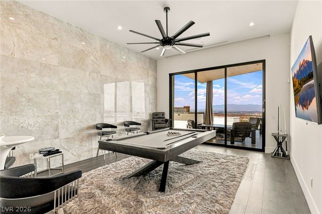 4 Chisel Crest Court, Henderson, NV 89012