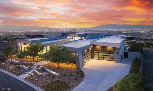 4 Chisel Crest Court, Henderson, NV 89012