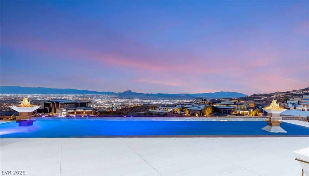 4 Chisel Crest Court, Henderson, NV 89012 — photo 4
