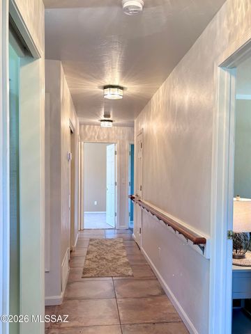 3955 W Coyote Ridge Trail, Tucson, AZ 85746