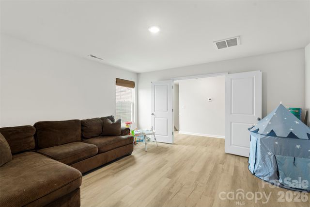 196 Brentwood Drive, Statesville, NC 28625