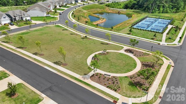 196 Brentwood Drive, Statesville, NC 28625