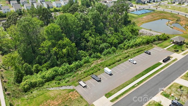 196 Brentwood Drive, Statesville, NC 28625