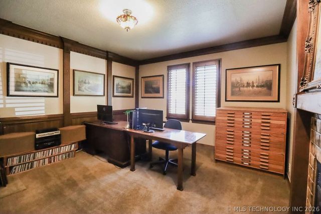 6124 S Louisville Avenue, Tulsa, OK 74136